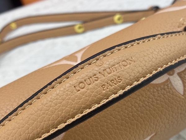 ルイヴィトンバッグ素材ディテール